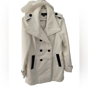 Bcx Extra Small Coat White Black - image 1